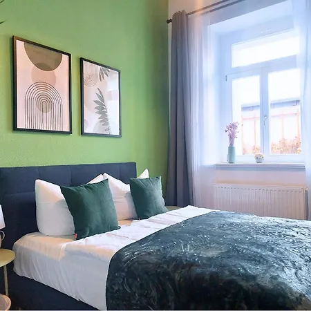 Coview - Design Mit Vollausgestatteter Kueche, Terrasse, Eigenem Zugang, Highspeed Wlan