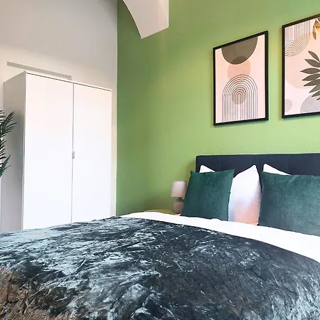 Coview - Design Mit Vollausgestatteter Kueche, Terrasse, Eigenem Zugang, Highspeed Wlan Apartment