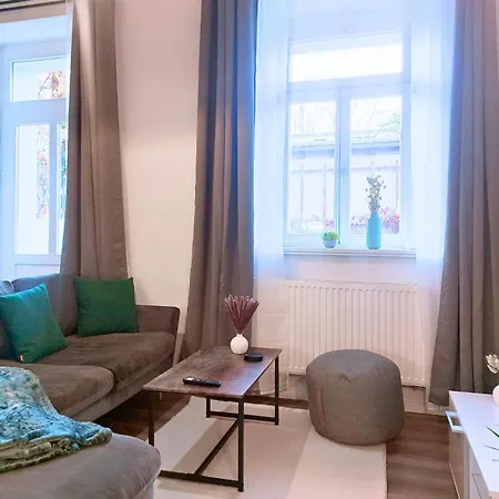 Coview - Design Mit Vollausgestatteter Kueche, Terrasse, Eigenem Zugang, Highspeed Wlan *